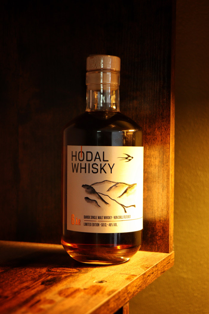 Hødal-Whisky-Fortrylleren-6-år
