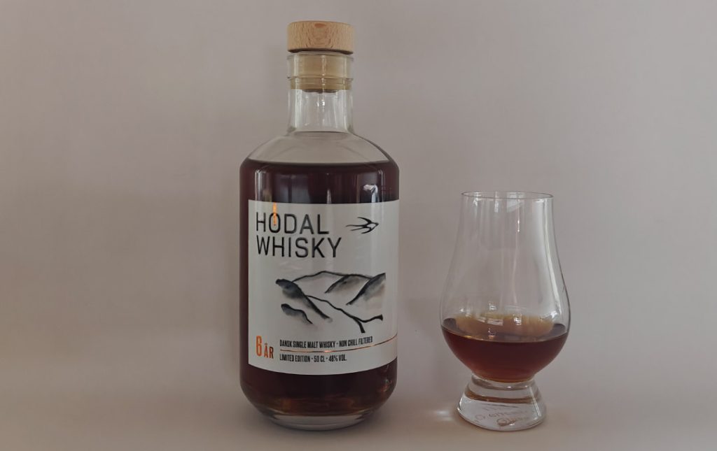Hødal-Whisky-Fortrylleren-6-år_2